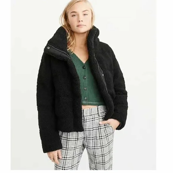 Abercrombie and Fitch A&F Women Large Black Sherpa Mini Puffer Jacket EUC - Picture 11 of 12